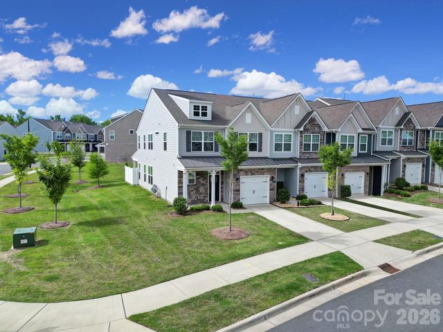4003 Rothwood Lane, Harrisburg, NC 28075