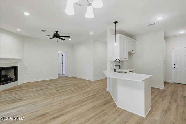 711 E Leake Street, Clinton, MS 39056