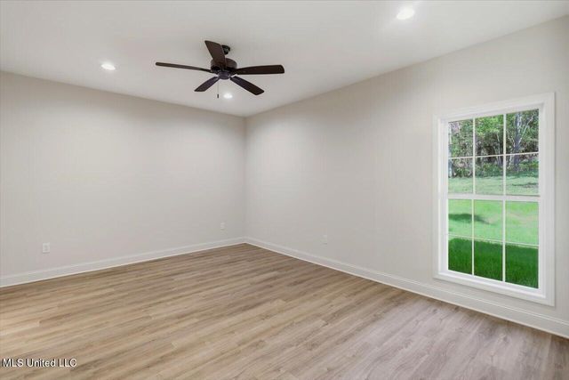 711 E Leake Street, Clinton, MS 39056