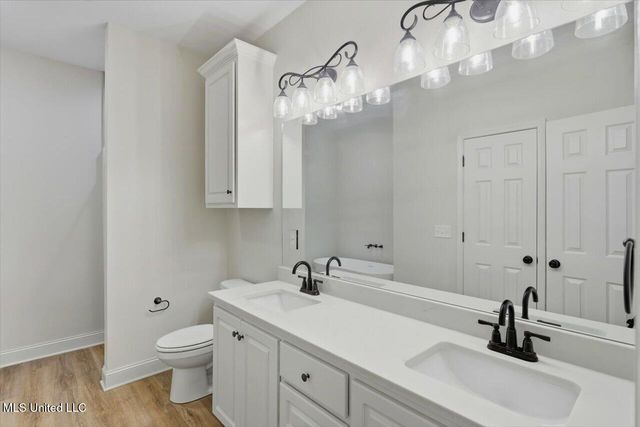 711 E Leake Street, Clinton, MS 39056