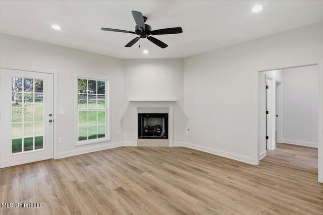 711 E Leake Street, Clinton, MS 39056