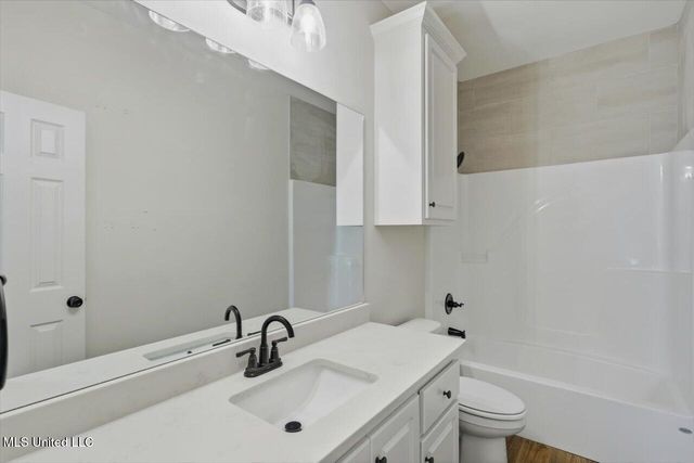 711 E Leake Street, Clinton, MS 39056