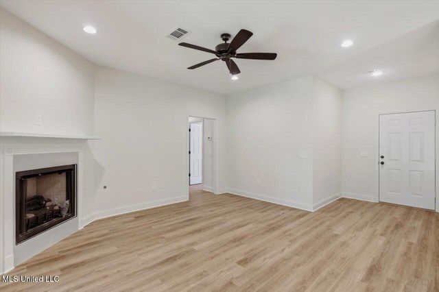 711 E Leake Street, Clinton, MS 39056