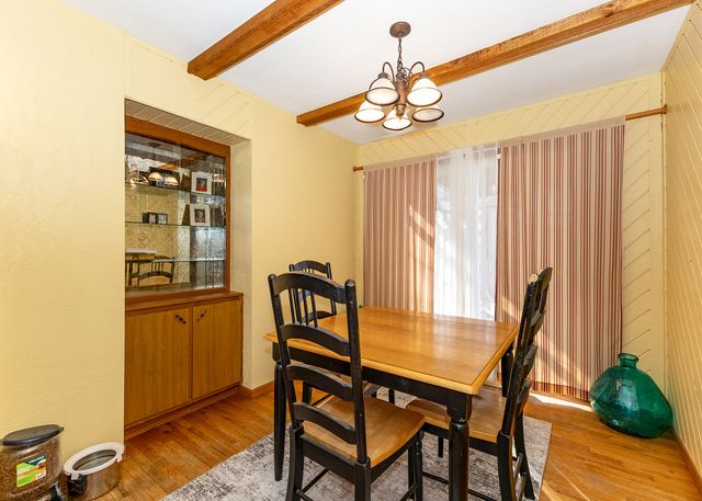 505 Highview Drive, Clinton, IA 52372