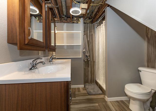 505 Highview Drive, Clinton, IA 52372