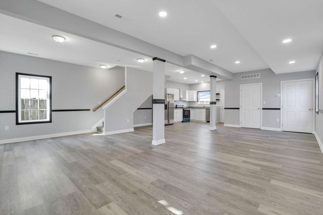 1705 Lexington Avenue, Columbus, OH 43211