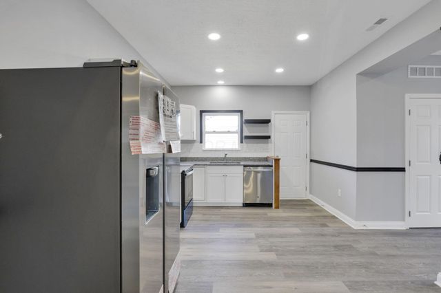 1705 Lexington Avenue, Columbus, OH 43211