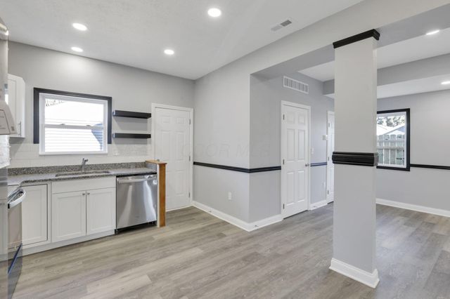 1705 Lexington Avenue, Columbus, OH 43211