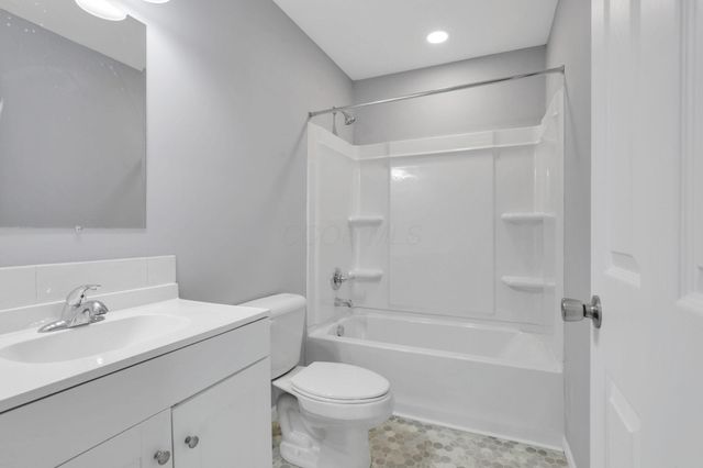 1705 Lexington Avenue, Columbus, OH 43211