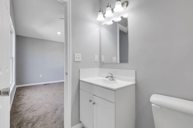 1705 Lexington Avenue, Columbus, OH 43211