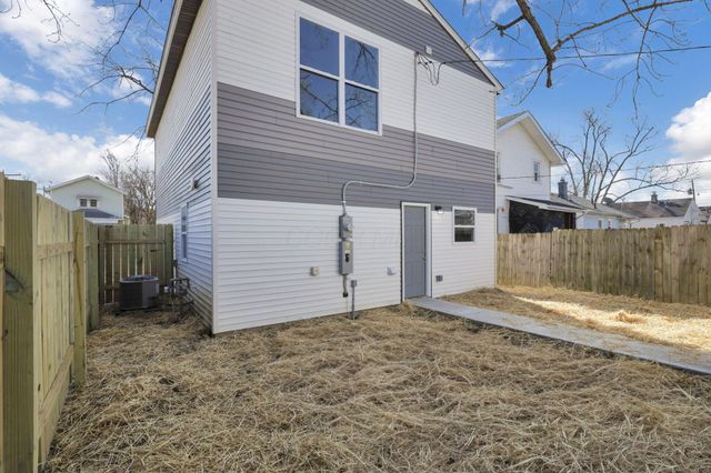 1705 Lexington Avenue, Columbus, OH 43211