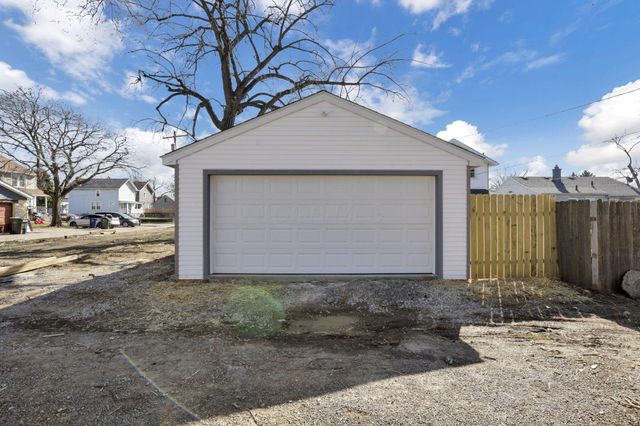 1705 Lexington Avenue, Columbus, OH 43211