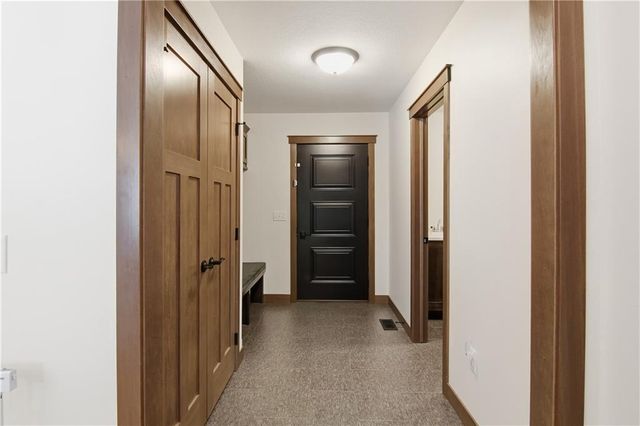 4919 Woodlands Drive, Eau Claire, WI 54703