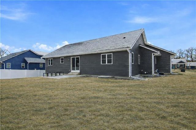 4919 Woodlands Drive, Eau Claire, WI 54703