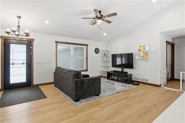 4919 Woodlands Drive, Eau Claire, WI 54703