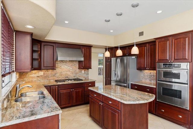 1754 Deavers Drive, San Marcos, CA 92069