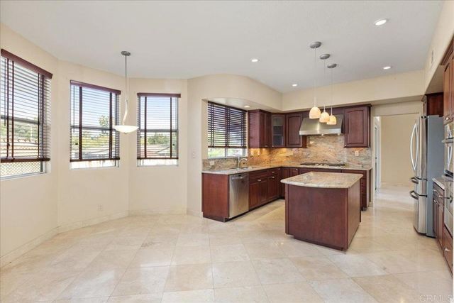 1754 Deavers Drive, San Marcos, CA 92069