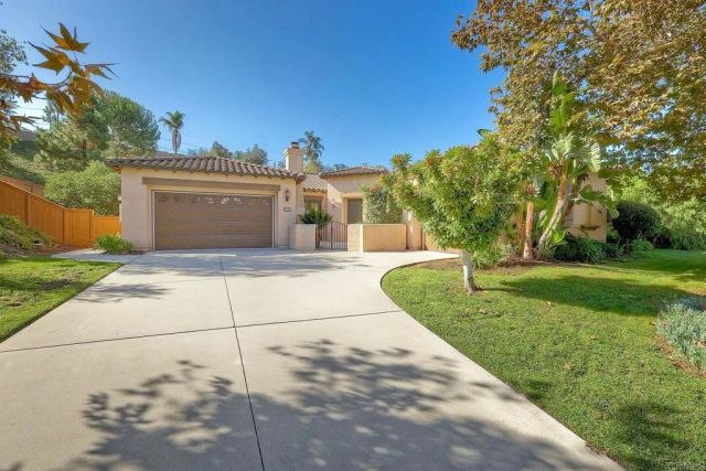 3225 Hidden Estate Lane, Escondido, CA 92027