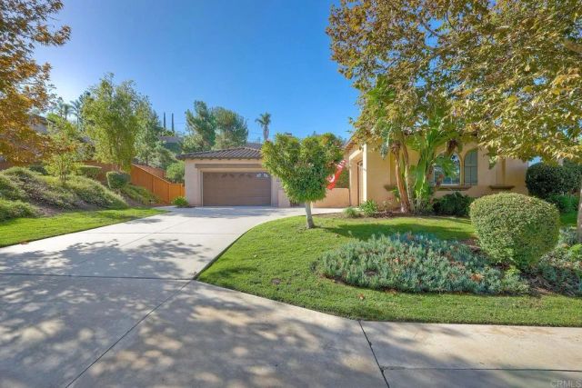 3225 Hidden Estate Lane, Escondido, CA 92027