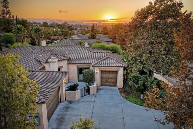 3225 Hidden Estate Lane, Escondido, CA 92027
