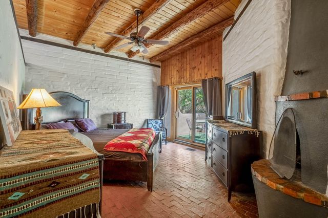 1552 CAMINO HERMOSA, Corrales, NM 87048