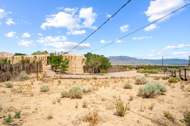 1552 CAMINO HERMOSA, Corrales, NM 87048