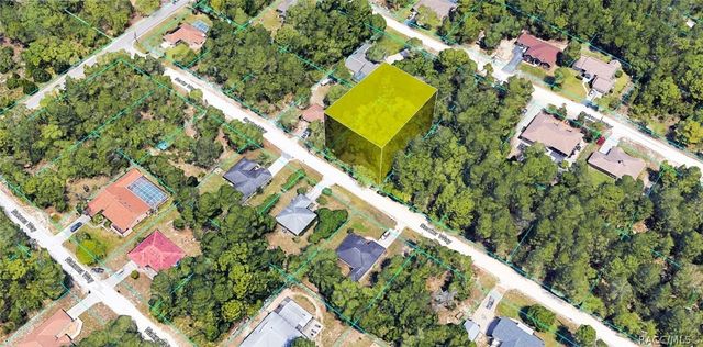 8977 Senior Way, Weeki Wachee, FL 34613