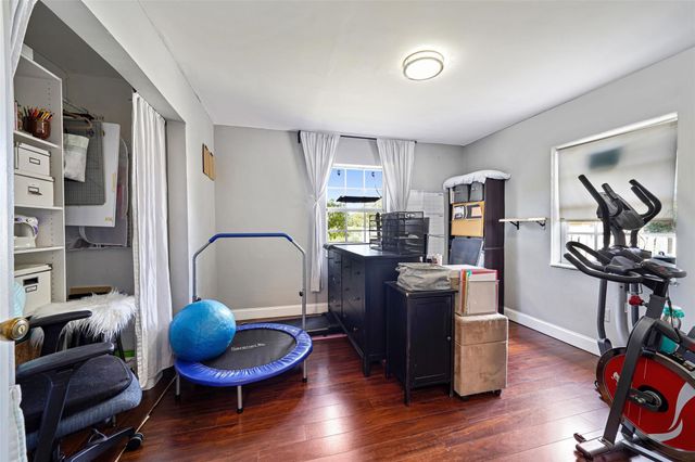 500 NW 120th St, Miami, FL 33168