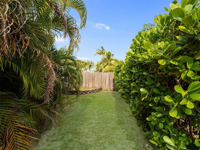 500 NW 120th St, Miami, FL 33168