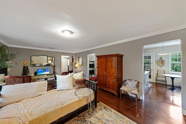 500 NW 120th St, Miami, FL 33168