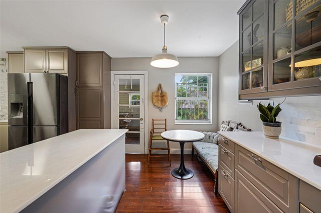 500 NW 120th St, Miami, FL 33168