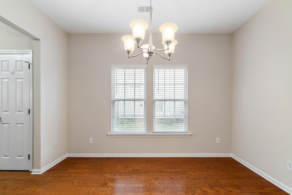 Image 15 of property listing at 5088 Timicuan Way, Summerville, SC 29485