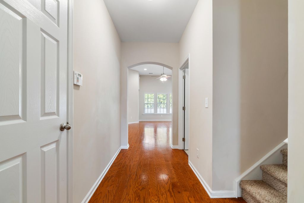 Image 4 of property listing at 5088 Timicuan Way, Summerville, SC 29485