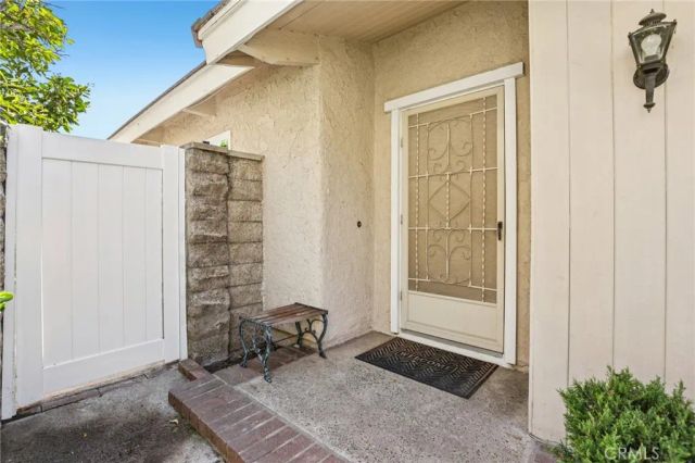 5 Poinsettia, Irvine, CA 92604