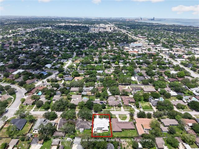 609 Peerman Pl, Corpus Christi, TX 78411
