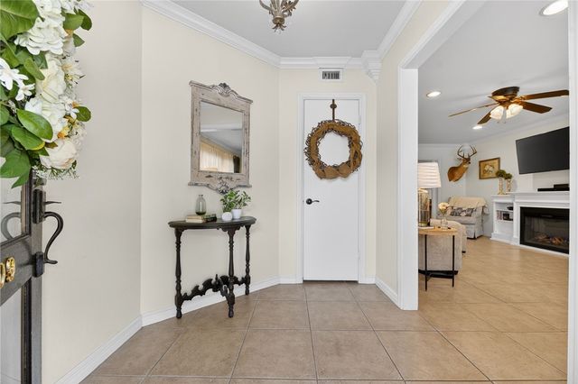 609 Peerman Pl, Corpus Christi, TX 78411