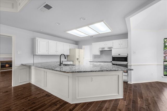 1408 Frenchmans Drive, Desoto, TX 75115