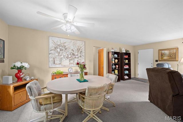 34 Fenwood Drive, Belleville, IL 62220