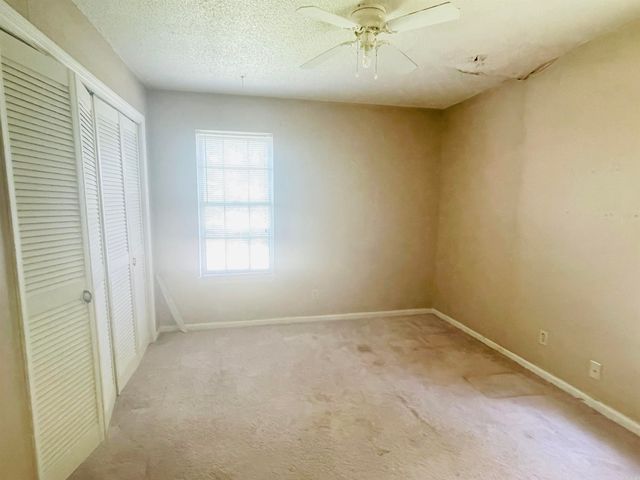 55 FALLING CREEK DR, North Little Rock, AR 72114