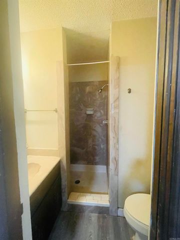 55 FALLING CREEK DR, North Little Rock, AR 72114