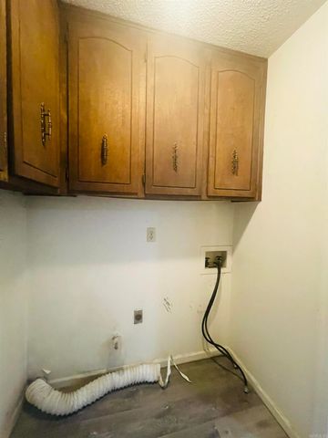 55 FALLING CREEK DR, North Little Rock, AR 72114