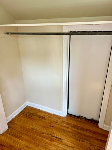 20313 Schoenherr Street, Detroit, MI 48205