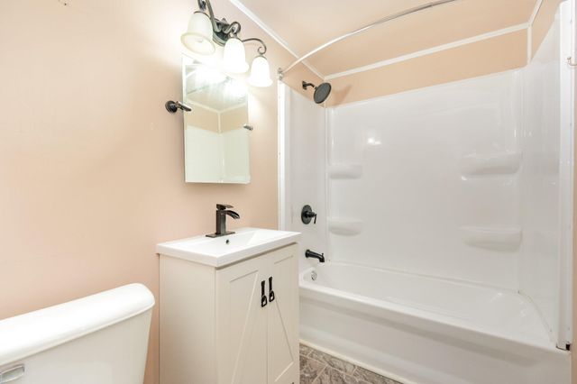 137 Raintree Road, Florence, KY 41042