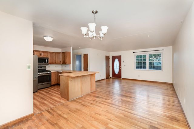 137 Raintree Road, Florence, KY 41042