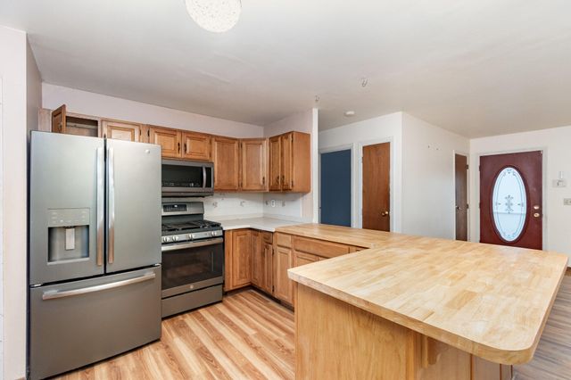 137 Raintree Road, Florence, KY 41042