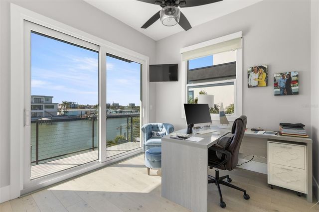 7966 1ST AVENUE S, St Petersburg, FL 33707