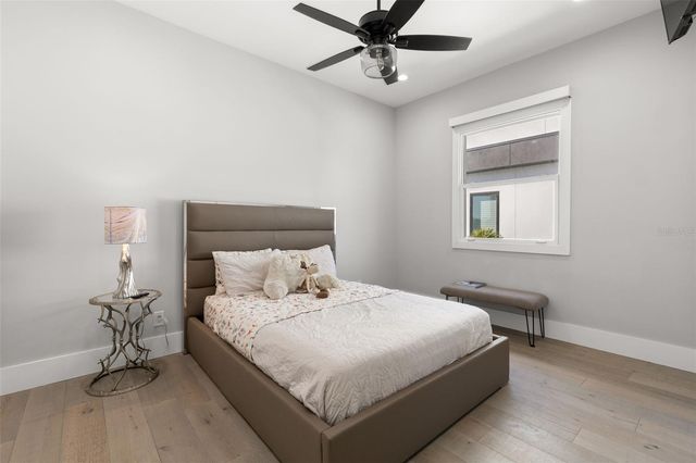 7966 1ST AVENUE S, St Petersburg, FL 33707