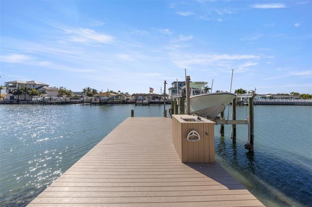 7966 1ST AVENUE S, St Petersburg, FL 33707