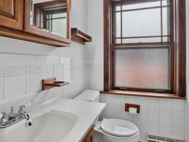 626 N Taylor Avenue, Oak Park, IL 60302