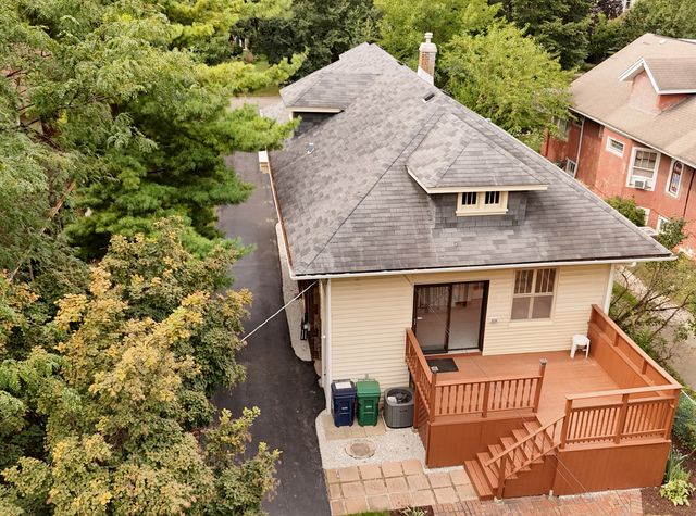 626 N Taylor Avenue, Oak Park, IL 60302
